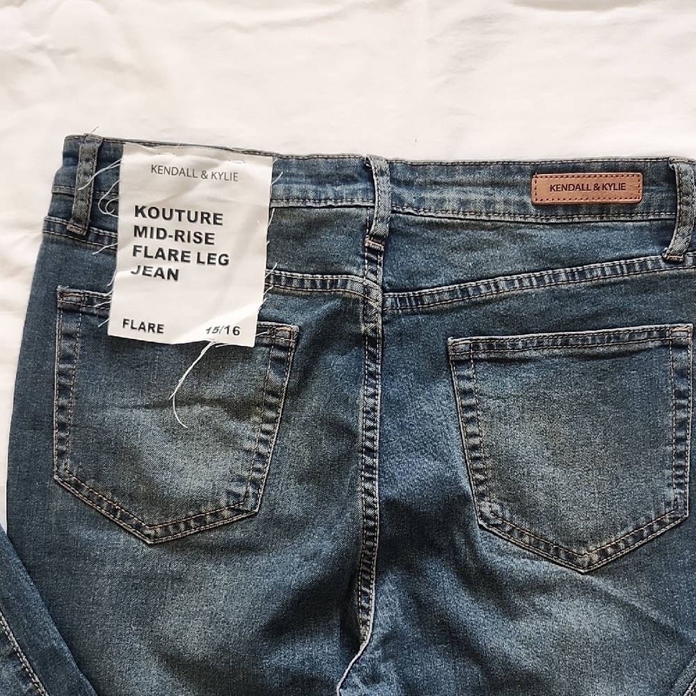 NWT Kendall & Kylie High Rise Flare Jeans Size 9/10 (Read Tag Notes) - Picture 5 of 16